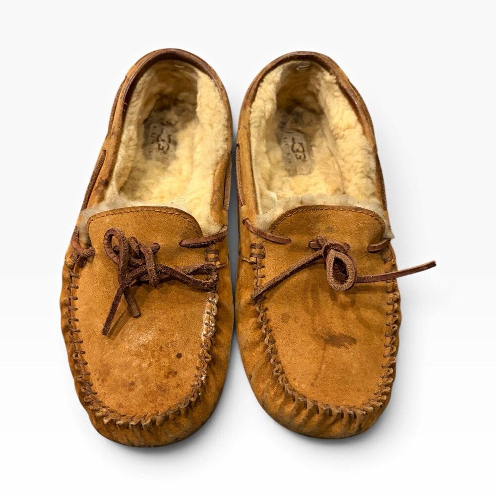 UGG Australia Dakota Moccasins Brown Suede Shearling Lined Slippers women US 7